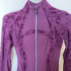 Lululemon define jacket - size 6 - maroon colored with floral embossing